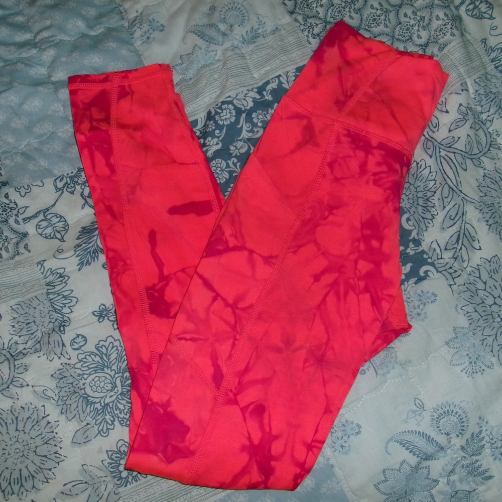 Fabletics Oasis Tie-Dye Leggings